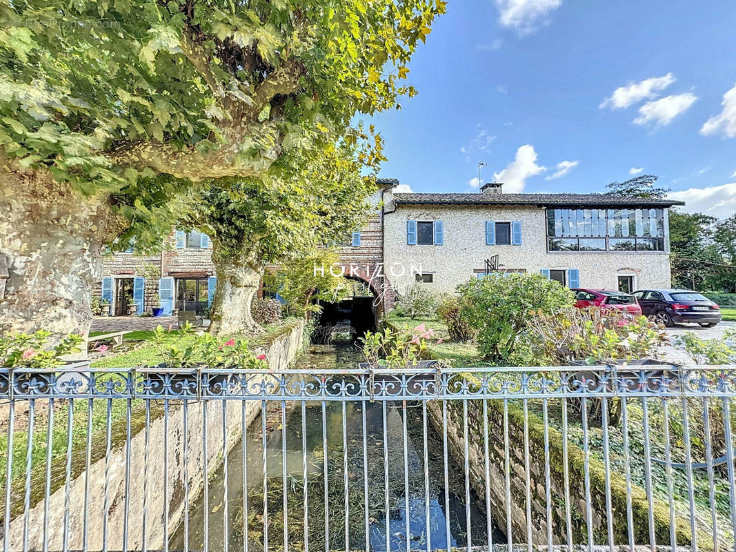 Maison à CORCELLES-EN-BEAUJOLAIS