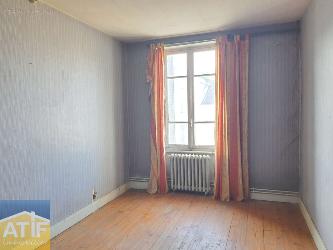 Appartement à CHABRELOCHE