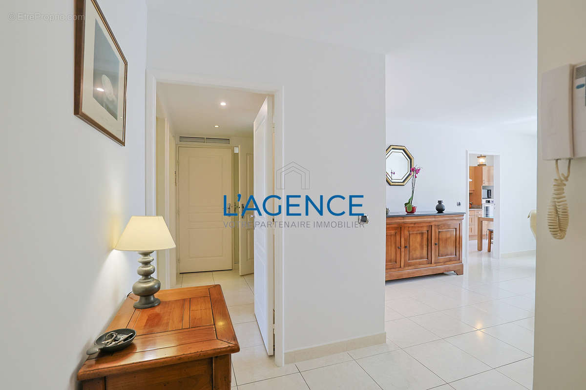 Appartement à HYERES