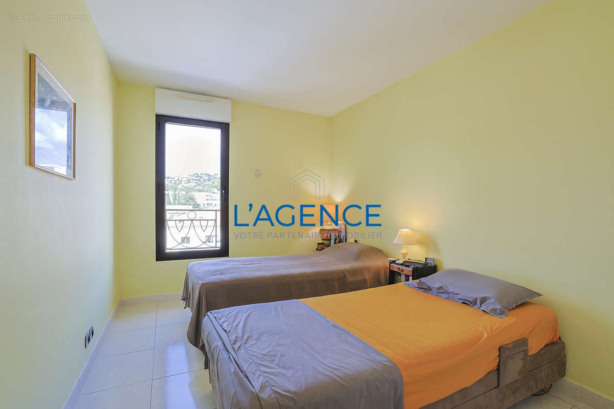 Appartement à HYERES