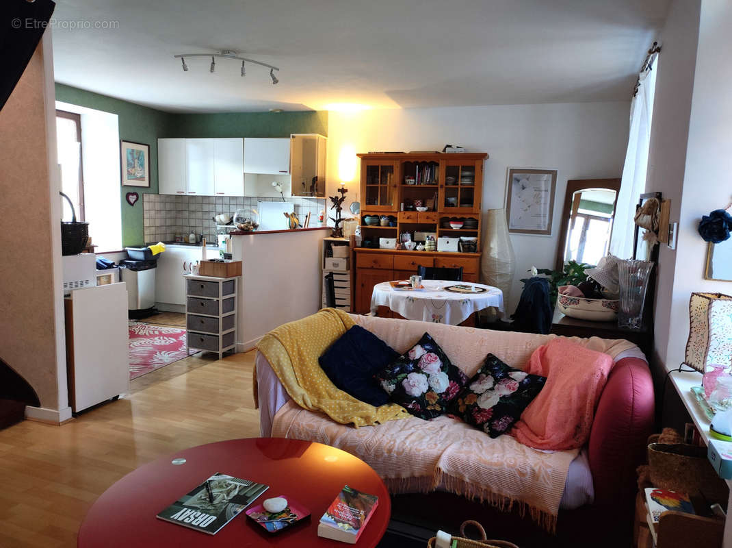 Appartement à CHATELAUDREN