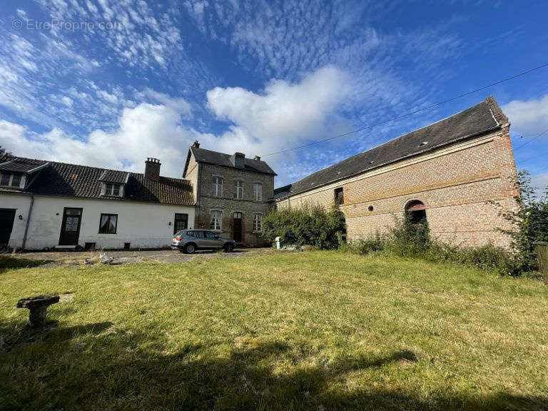 Maison à MONTIGNY-LES-JONGLEURS