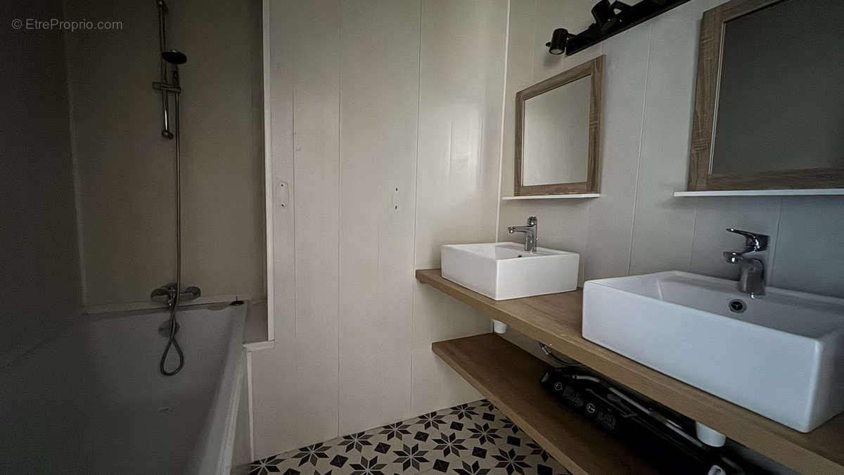 Appartement à AIX-LES-BAINS