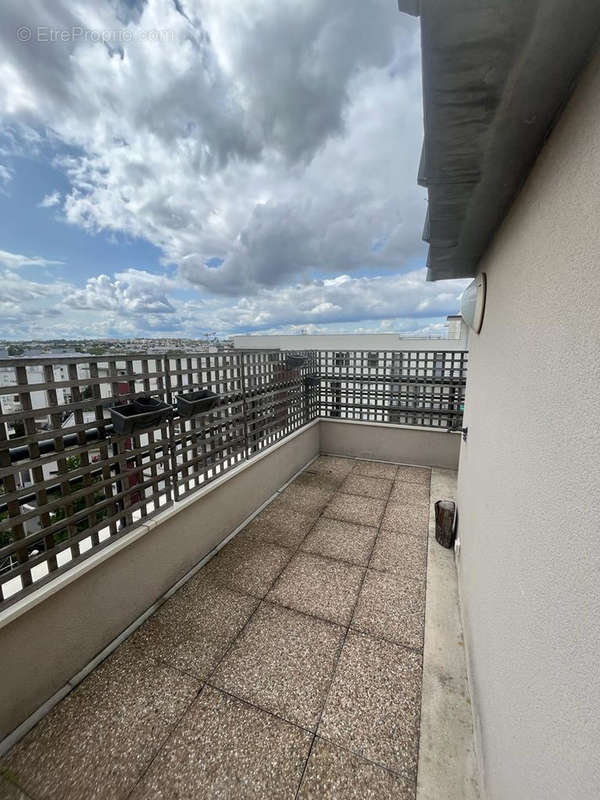 Appartement à NEUILLY-PLAISANCE