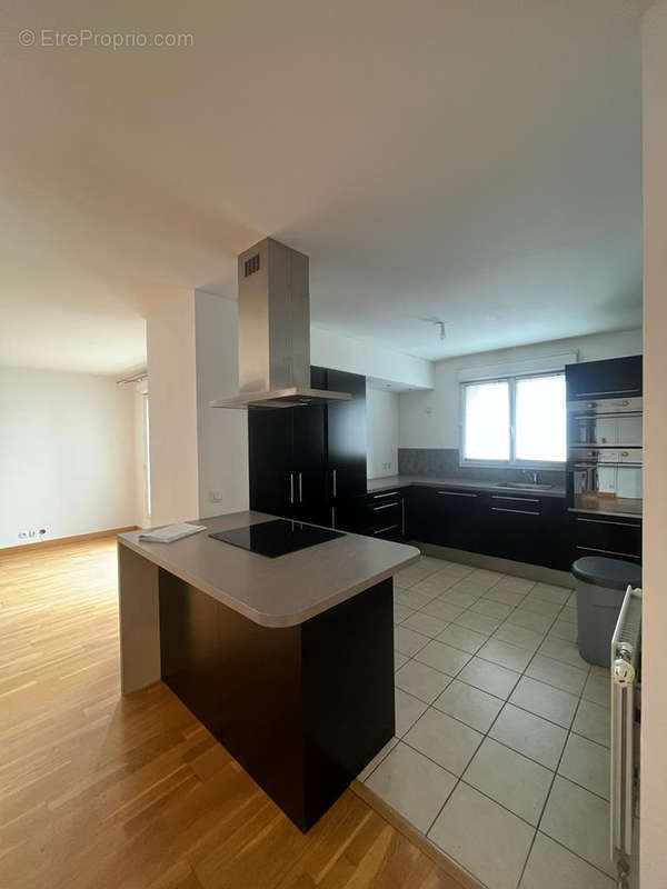 Appartement à NEUILLY-PLAISANCE