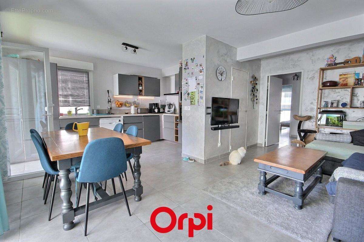 Appartement à MARSEILLE-12E