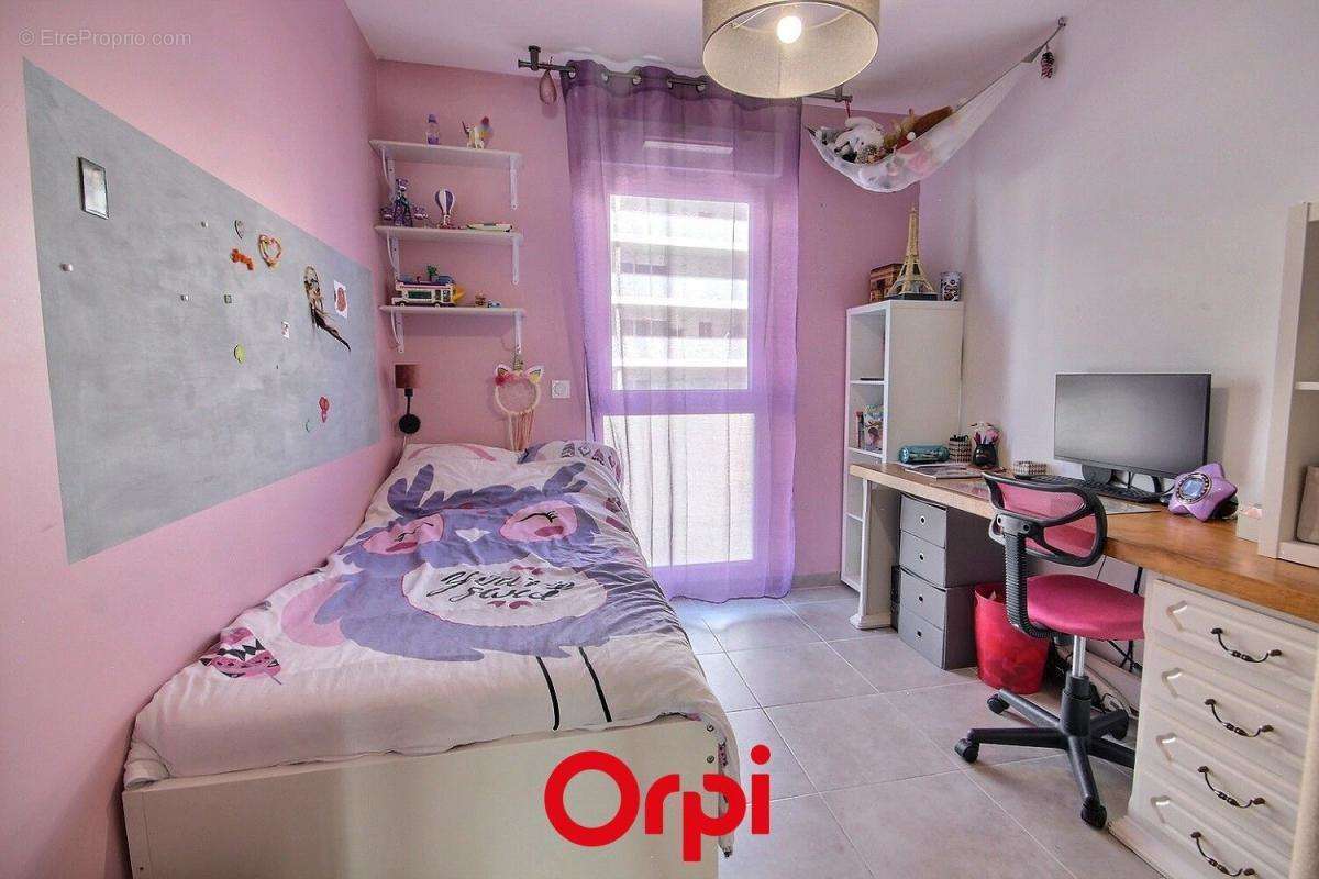 Appartement à MARSEILLE-12E