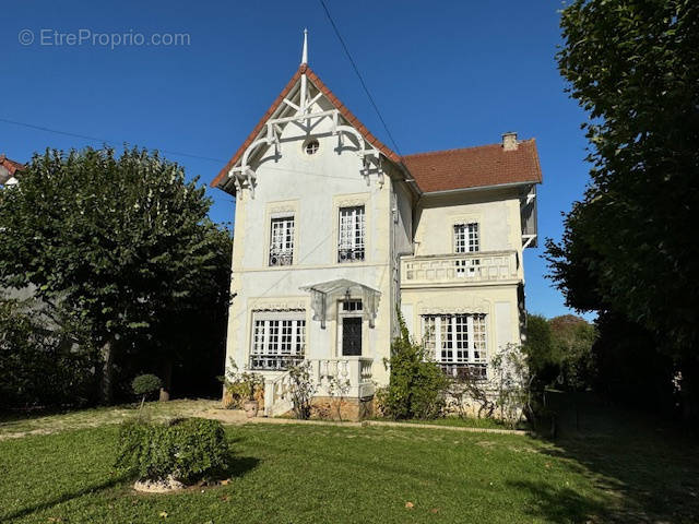 Maison à VERNOUILLET