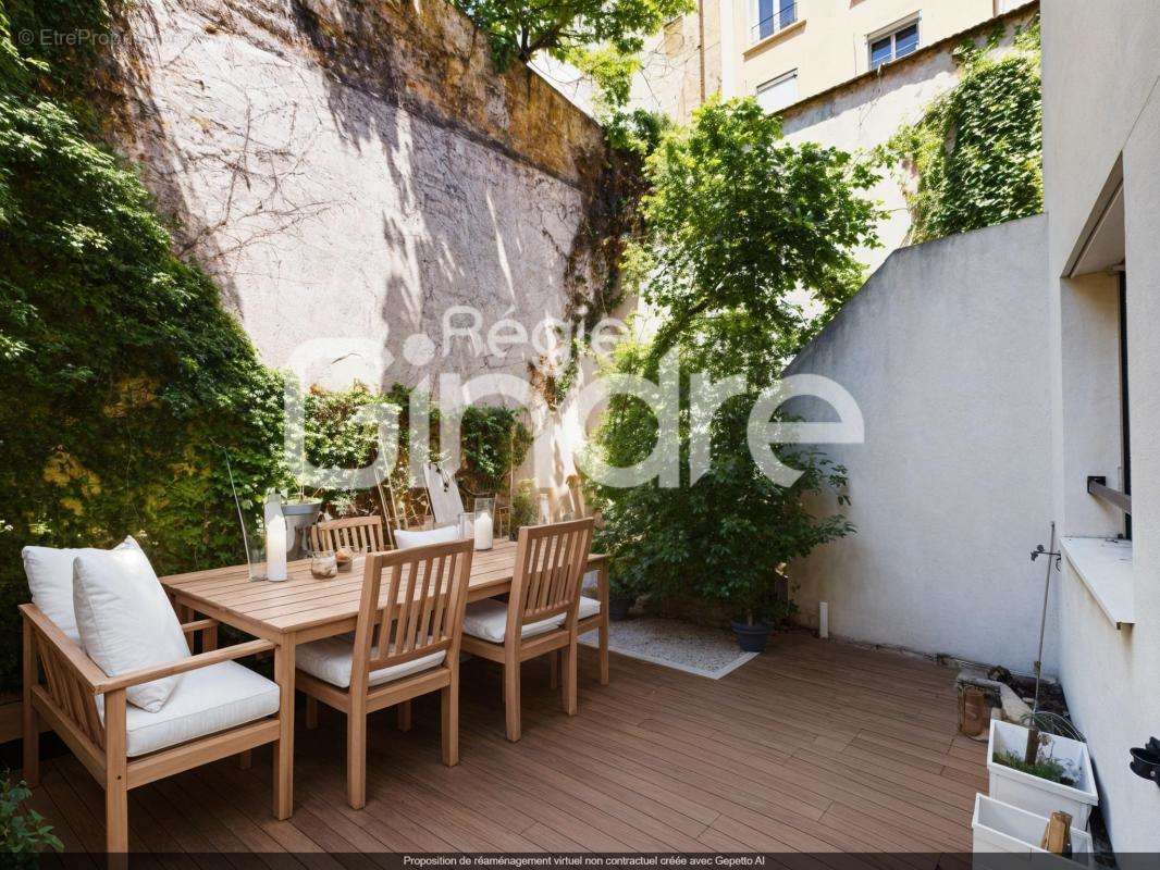 Appartement à LYON-9E