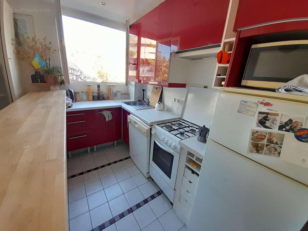 Appartement à PARIS-10E