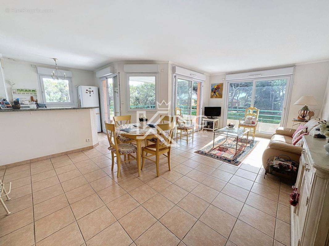 Appartement à SAINT-RAPHAEL