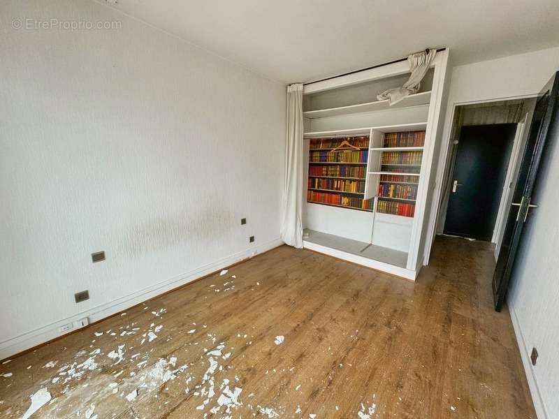 Appartement à PARIS-19E