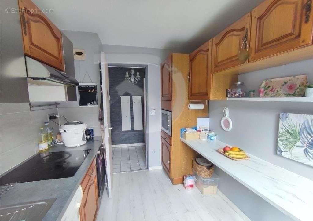 Appartement à LES ULIS