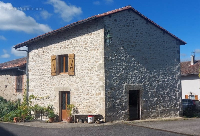 Maison à NOUIC