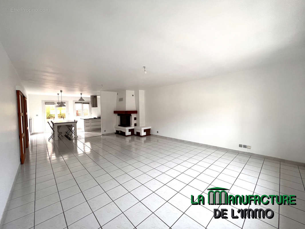 Appartement à SAINT-ETIENNE