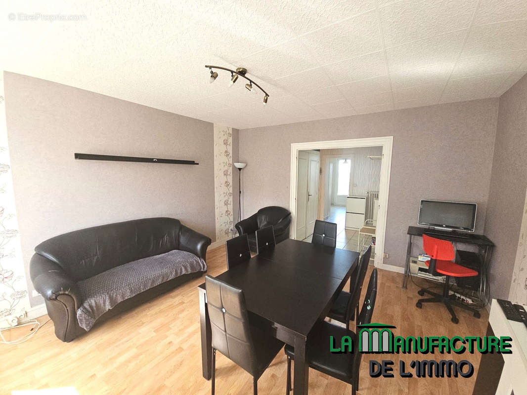 Appartement à SAINT-ETIENNE