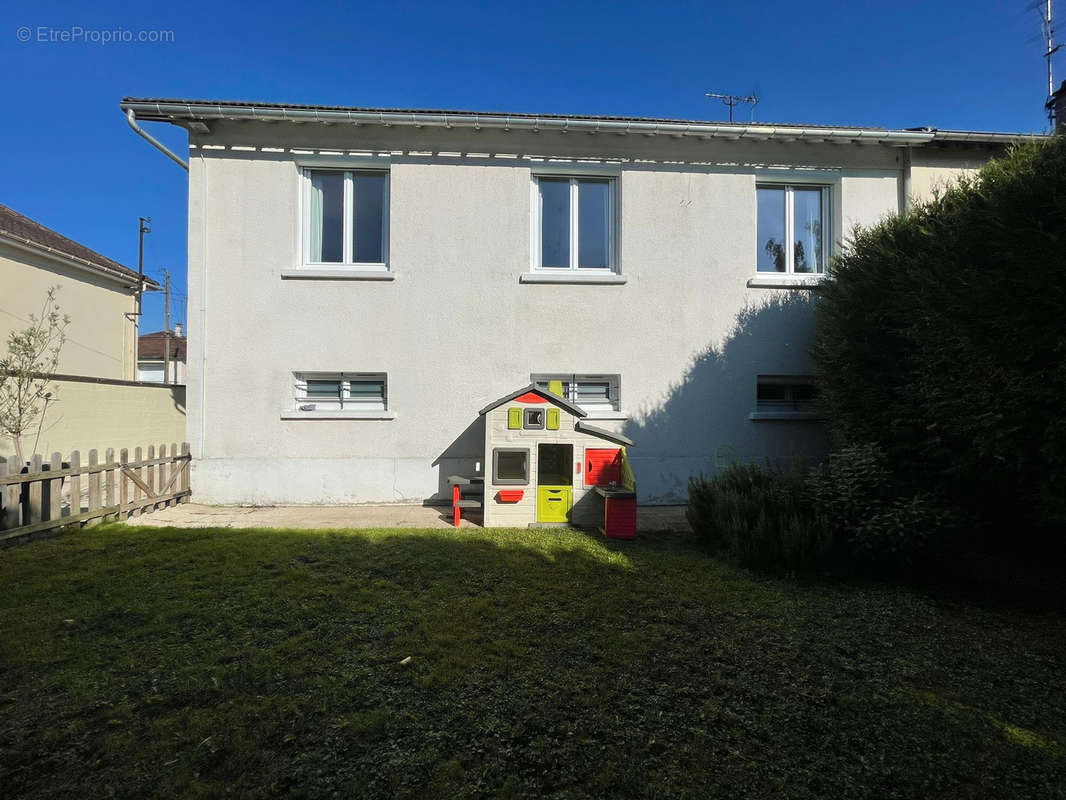 Maison à TREMBLAY-EN-FRANCE