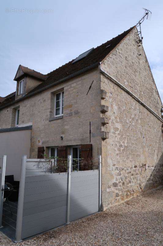 Maison à CORMEILLES-EN-VEXIN