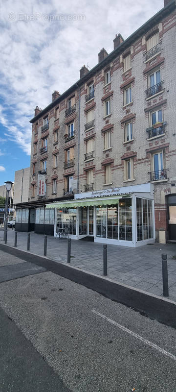 Appartement à LE BLANC-MESNIL