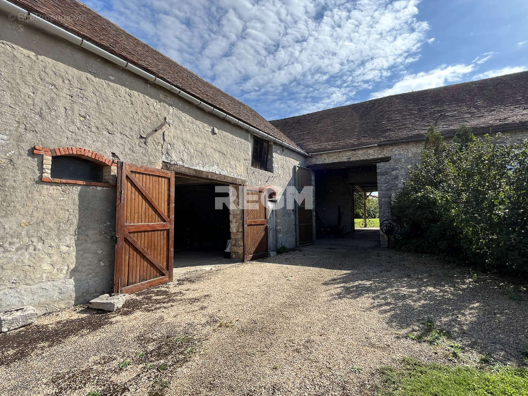 Maison à GUERCHEVILLE