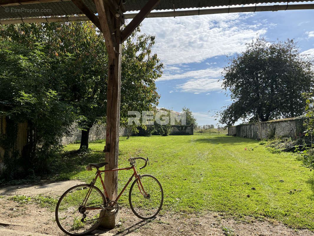 Maison à GUERCHEVILLE