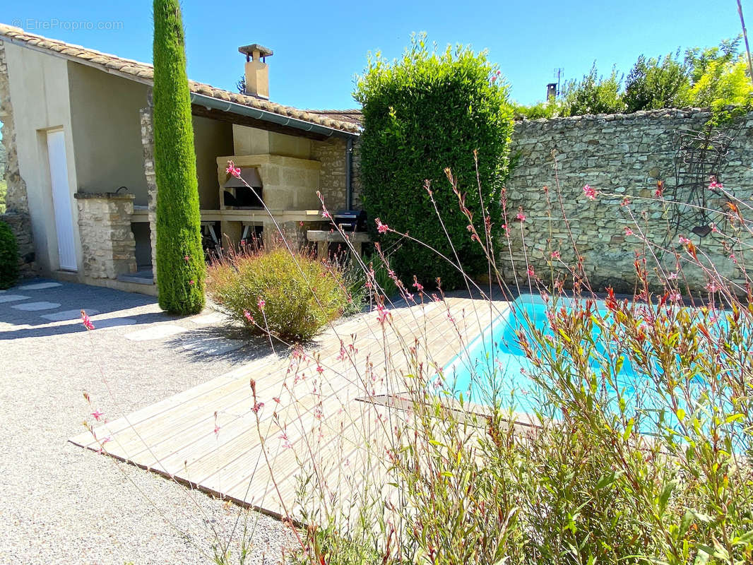 Maison à GOUDARGUES