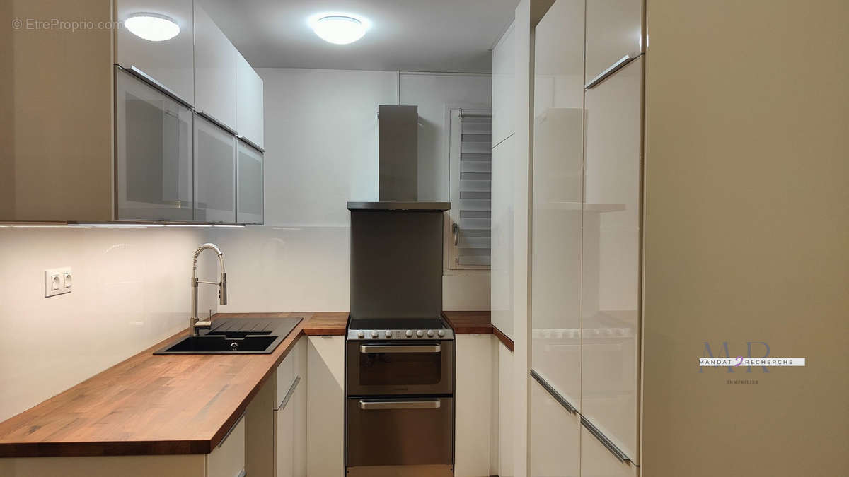 Appartement à MARSEILLE-2E