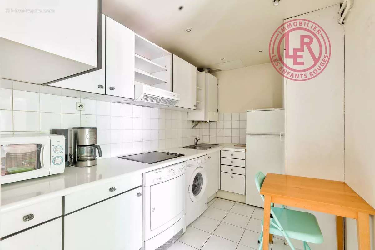 Appartement à PARIS-3E