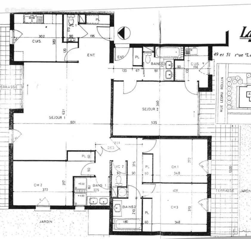 Appartement à SAINT-MAUR-DES-FOSSES