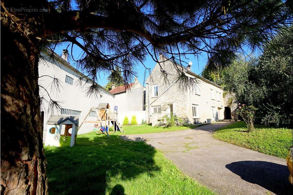 Maison à GUERVILLE