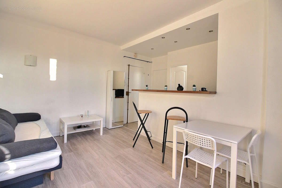 Appartement à COLOMBES