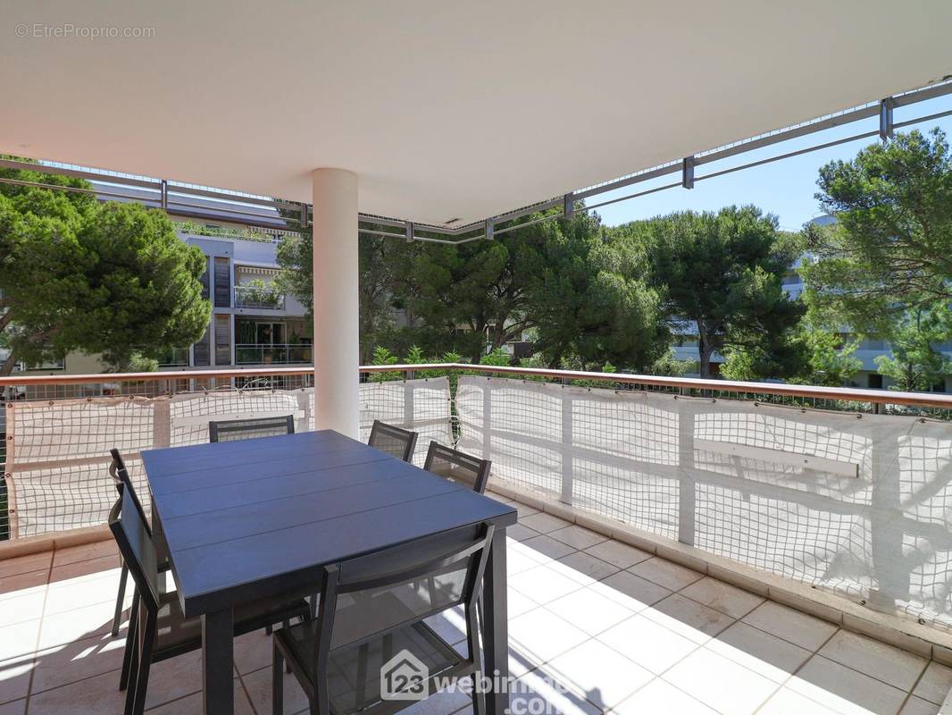 Appartement à MARSEILLE-9E