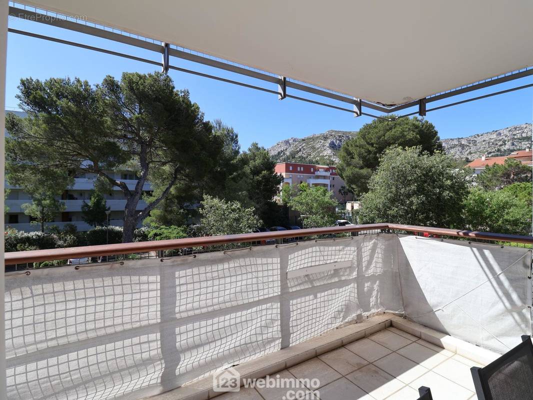 Appartement à MARSEILLE-9E