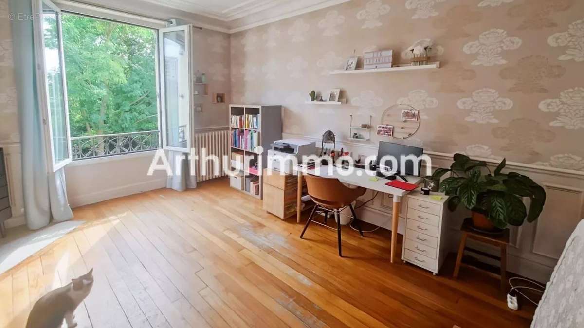 Appartement à THORIGNY-SUR-MARNE