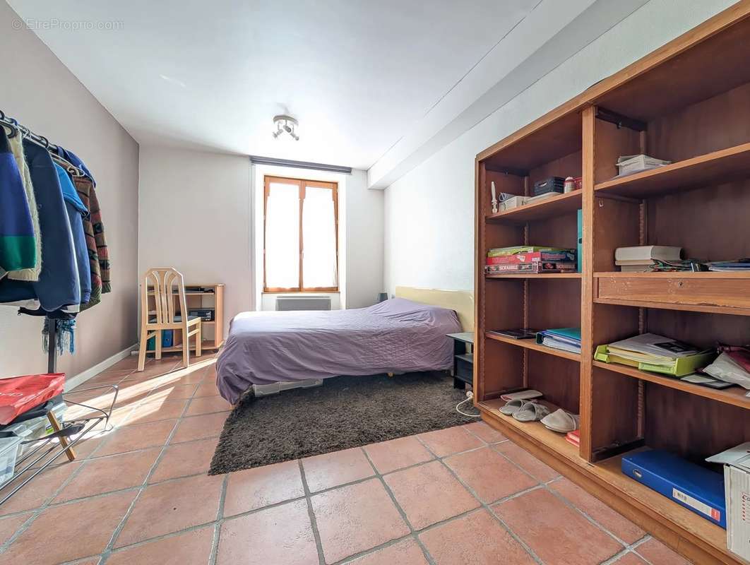 Appartement à THOIRY