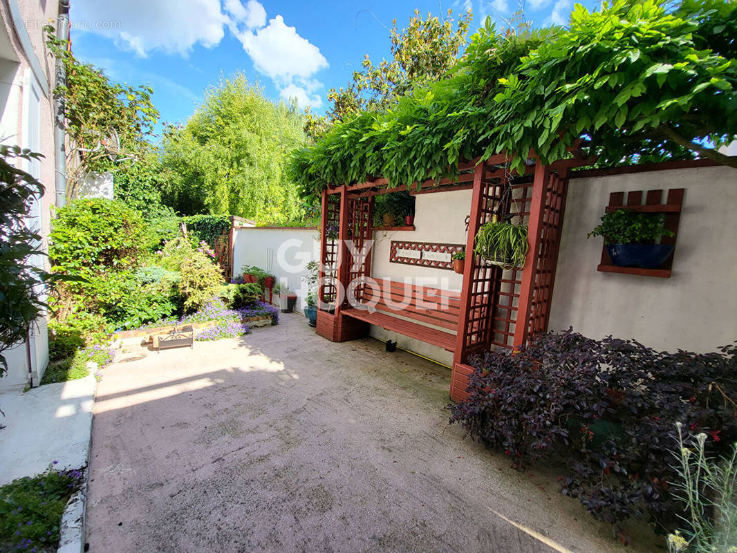 Maison à BOUGIVAL