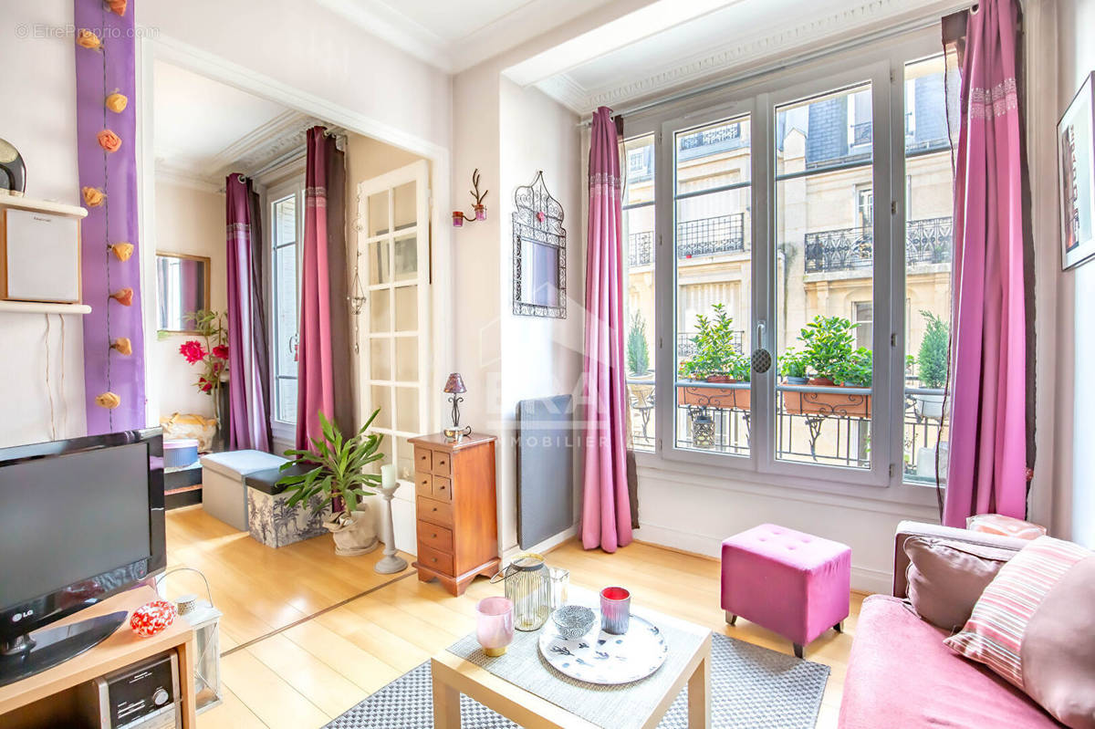 Appartement à PARIS-12E