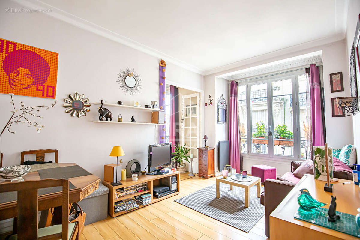 Appartement à PARIS-12E