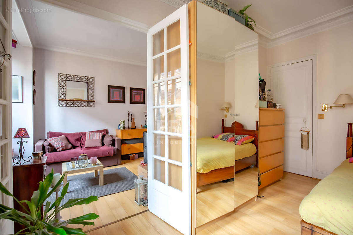 Appartement à PARIS-12E