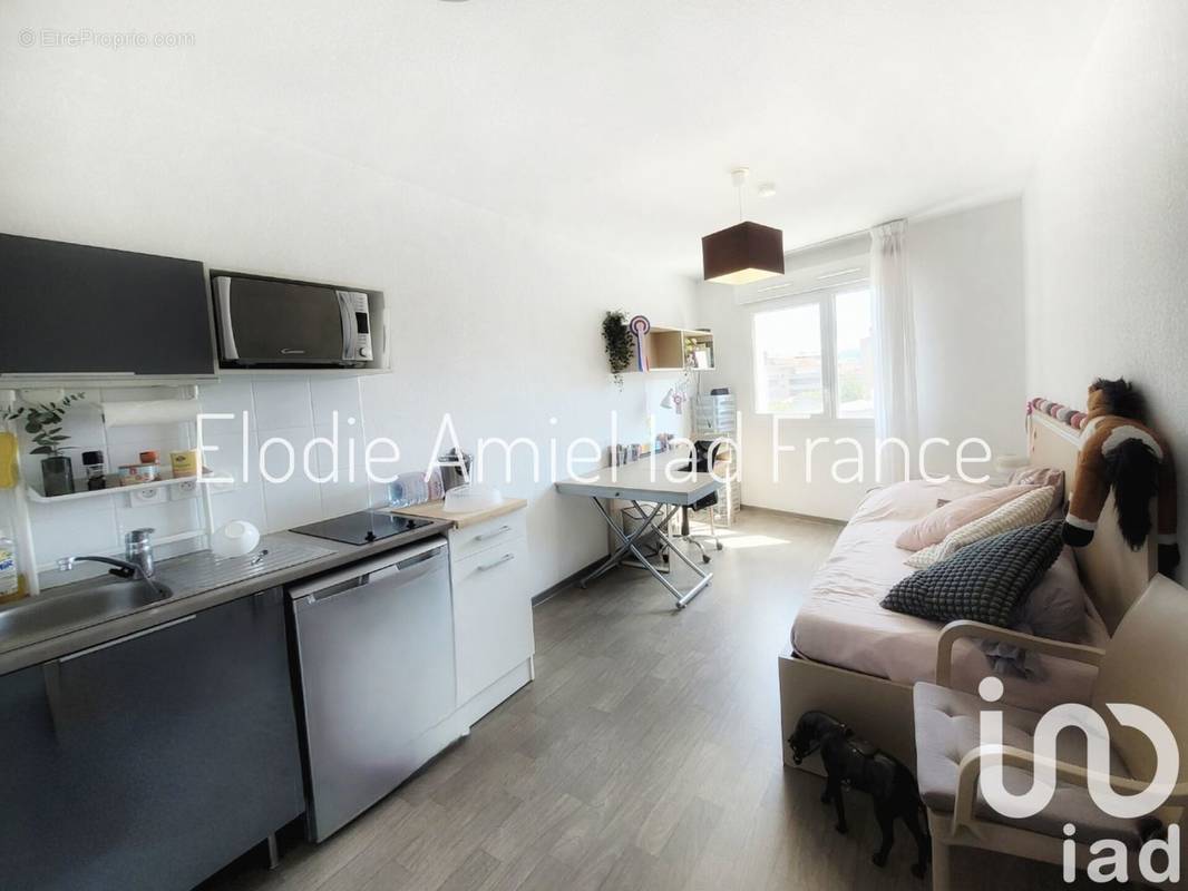 Photo 1 - Appartement à MARSEILLE-5E