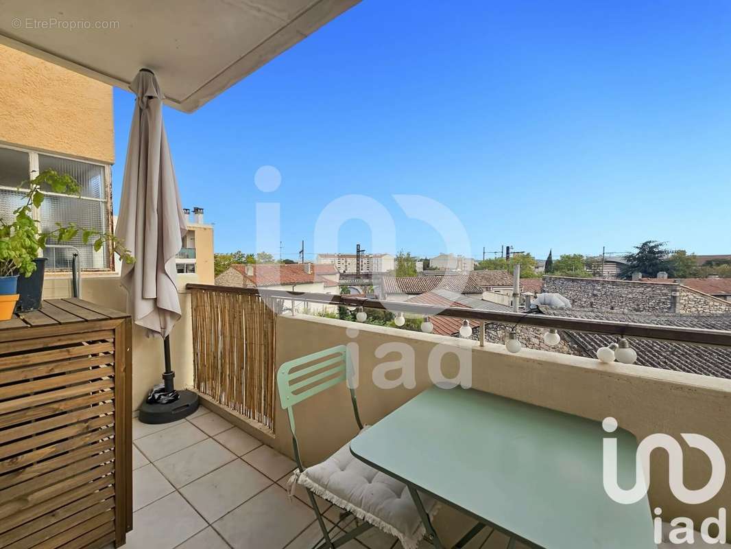 Photo 2 - Appartement à NIMES