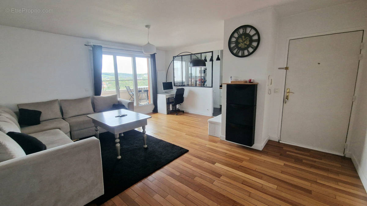 Appartement à MANTES-LA-VILLE