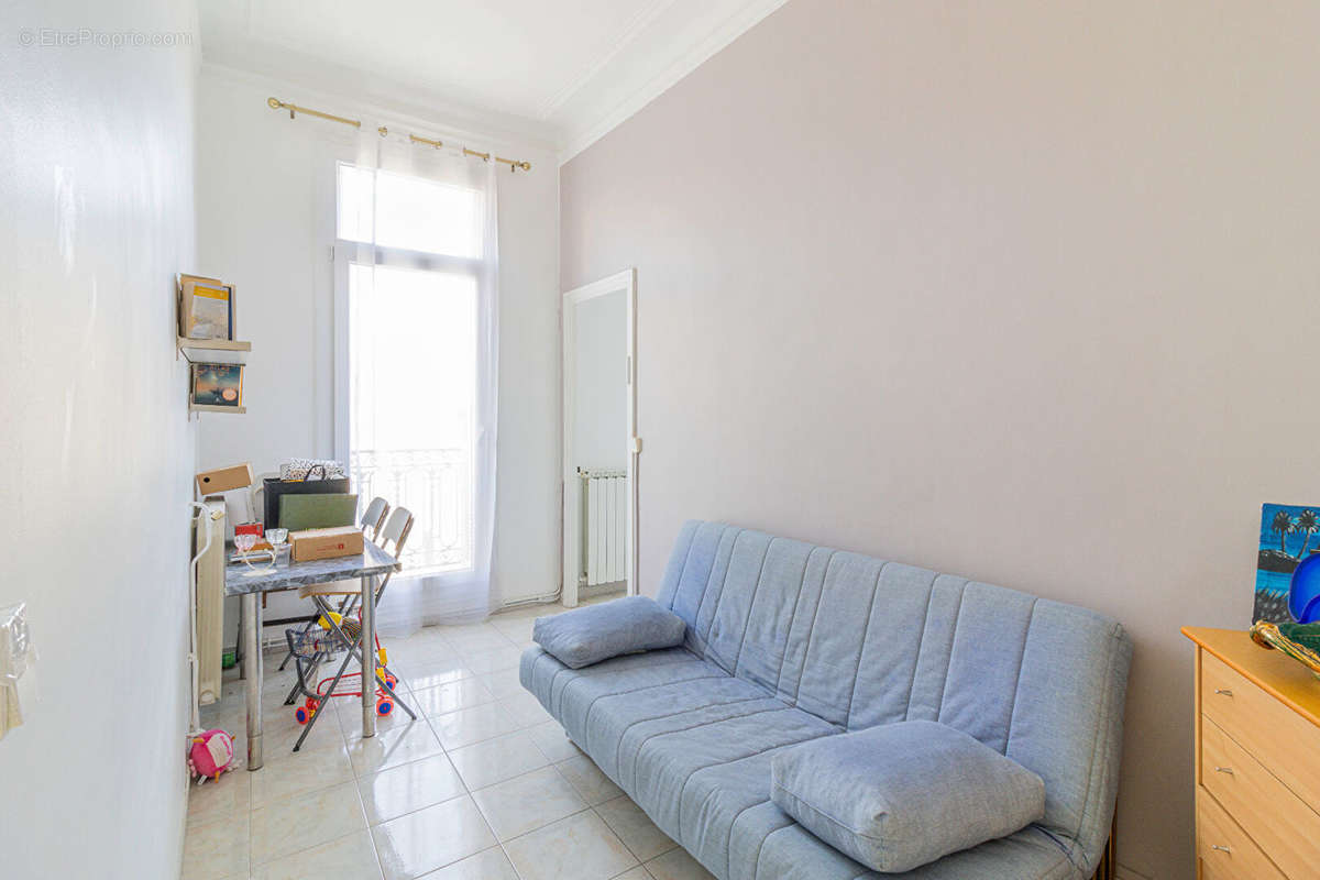 Appartement à MARSEILLE-1E