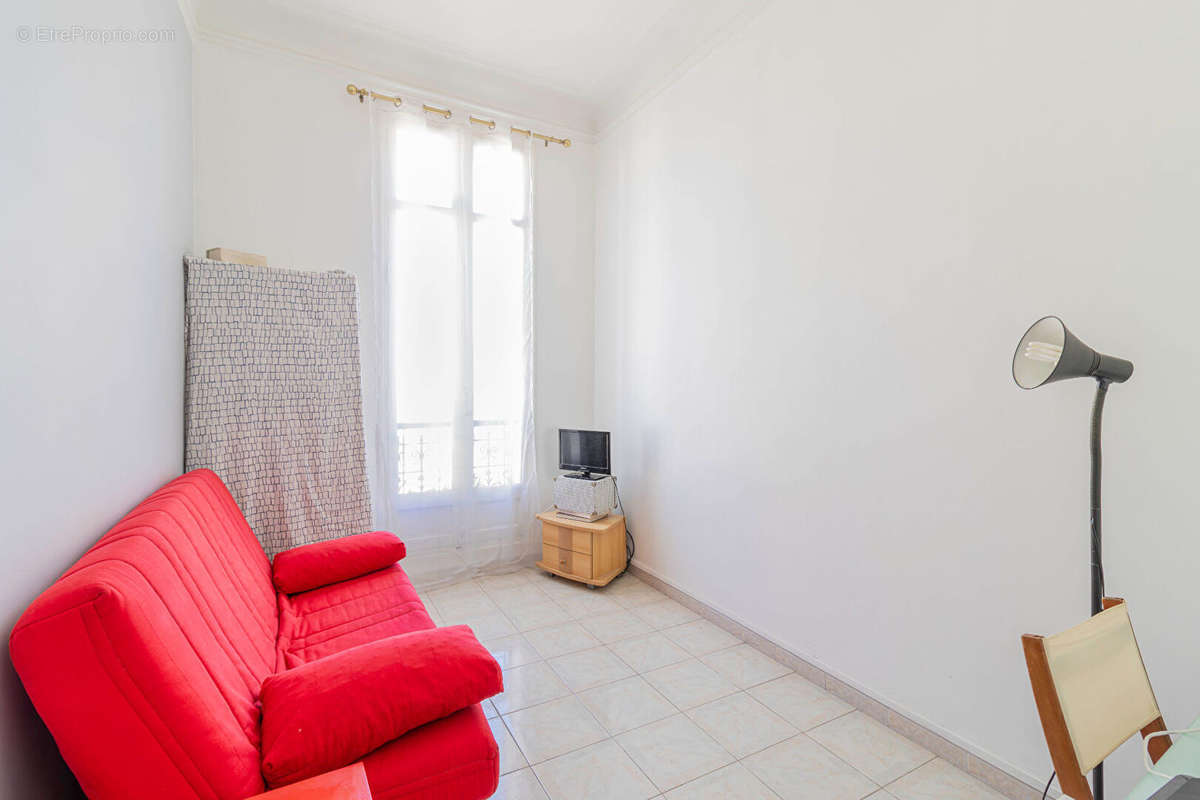 Appartement à MARSEILLE-1E