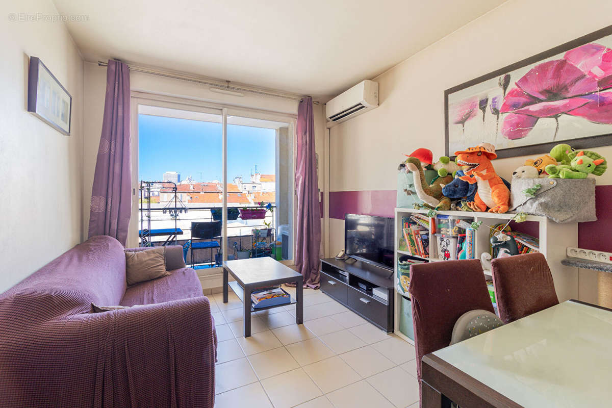 Appartement à MARSEILLE-10E