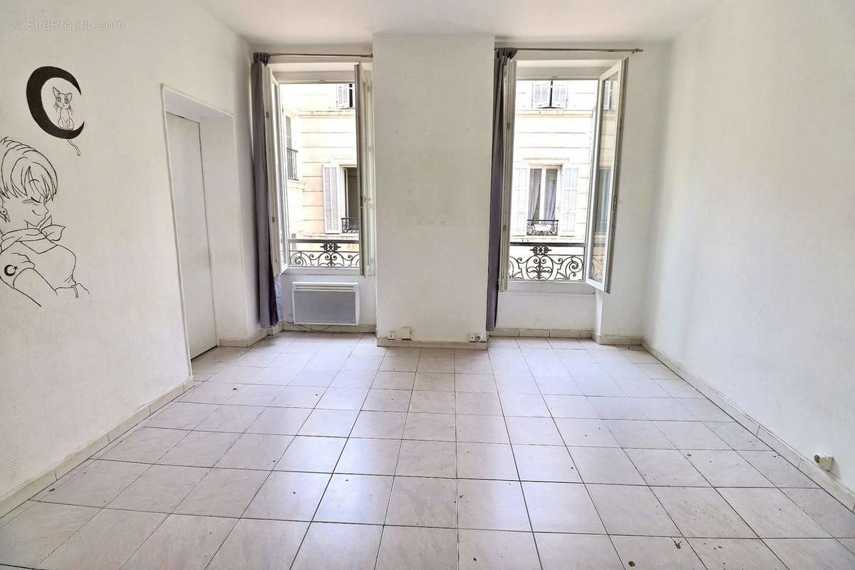 Appartement à MARSEILLE-2E