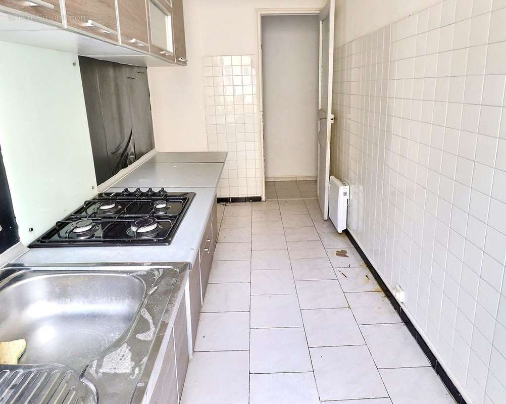 Appartement à MARSEILLE-2E