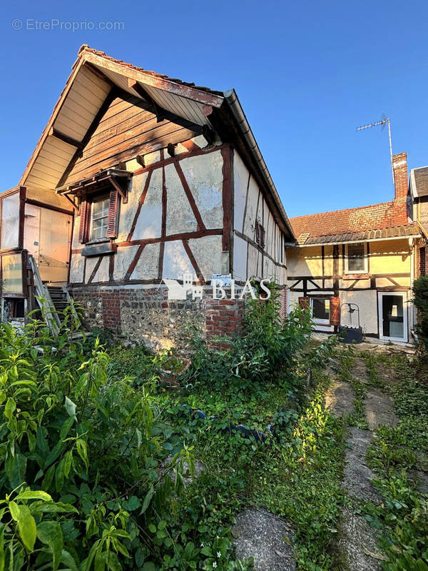 Maison à ISNEAUVILLE