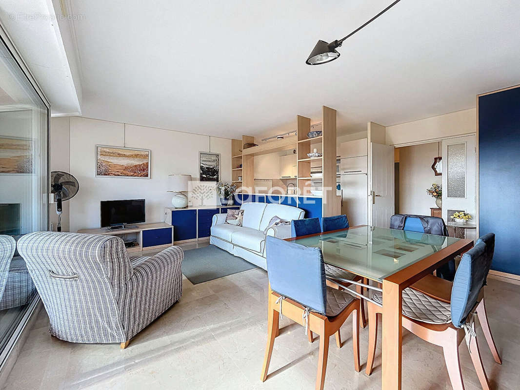 Appartement à ROQUEBRUNE-CAP-MARTIN