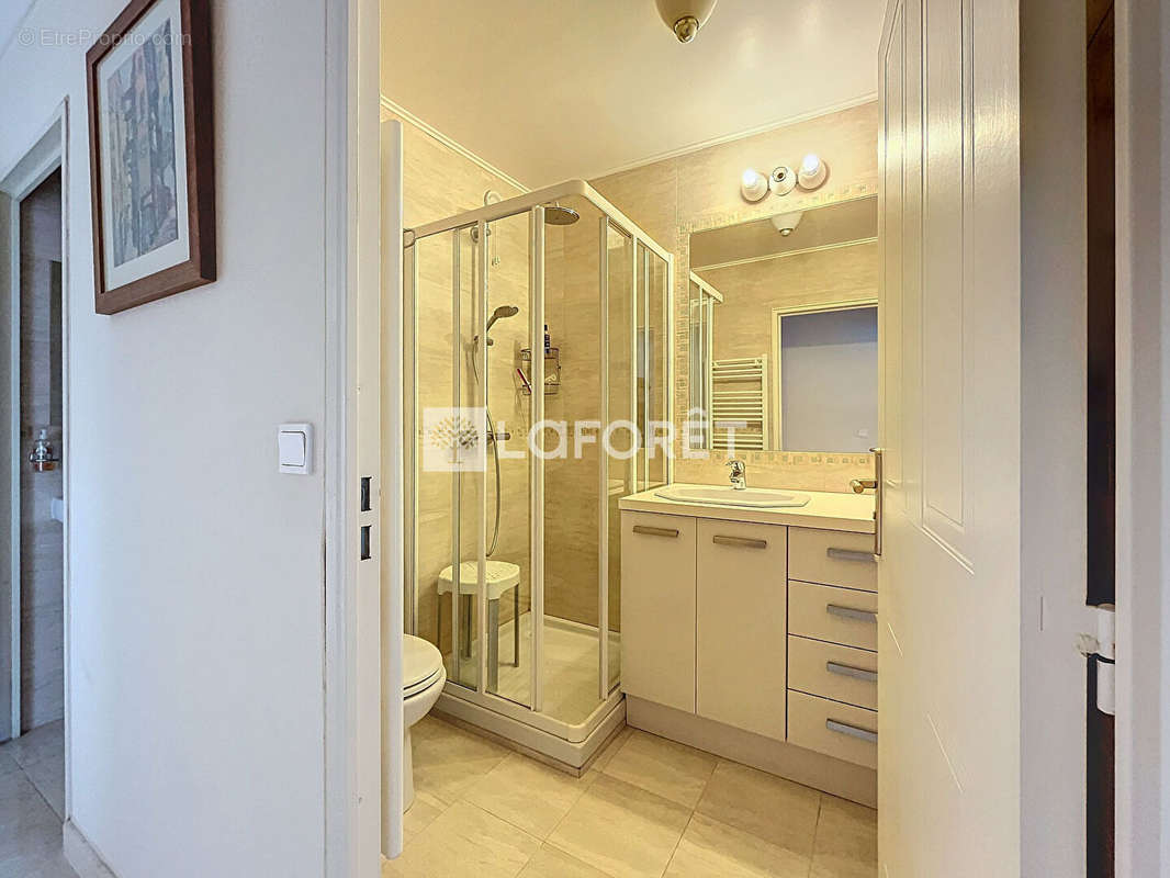 Appartement à ROQUEBRUNE-CAP-MARTIN